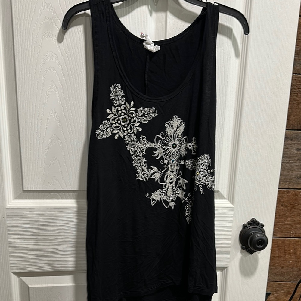 Black Sleeveless Tank Top with Silver and bling Graphic Details (G136)